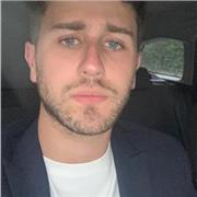 Sono uno studente di medicina, impartisco lezioni private sia online che in presenza. Per qualsiasi informazione sono disponibile